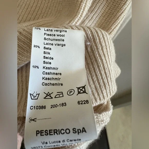 Peserico Turtleneck Sweater size 38‎ (US 6) - Picture 2 of 6